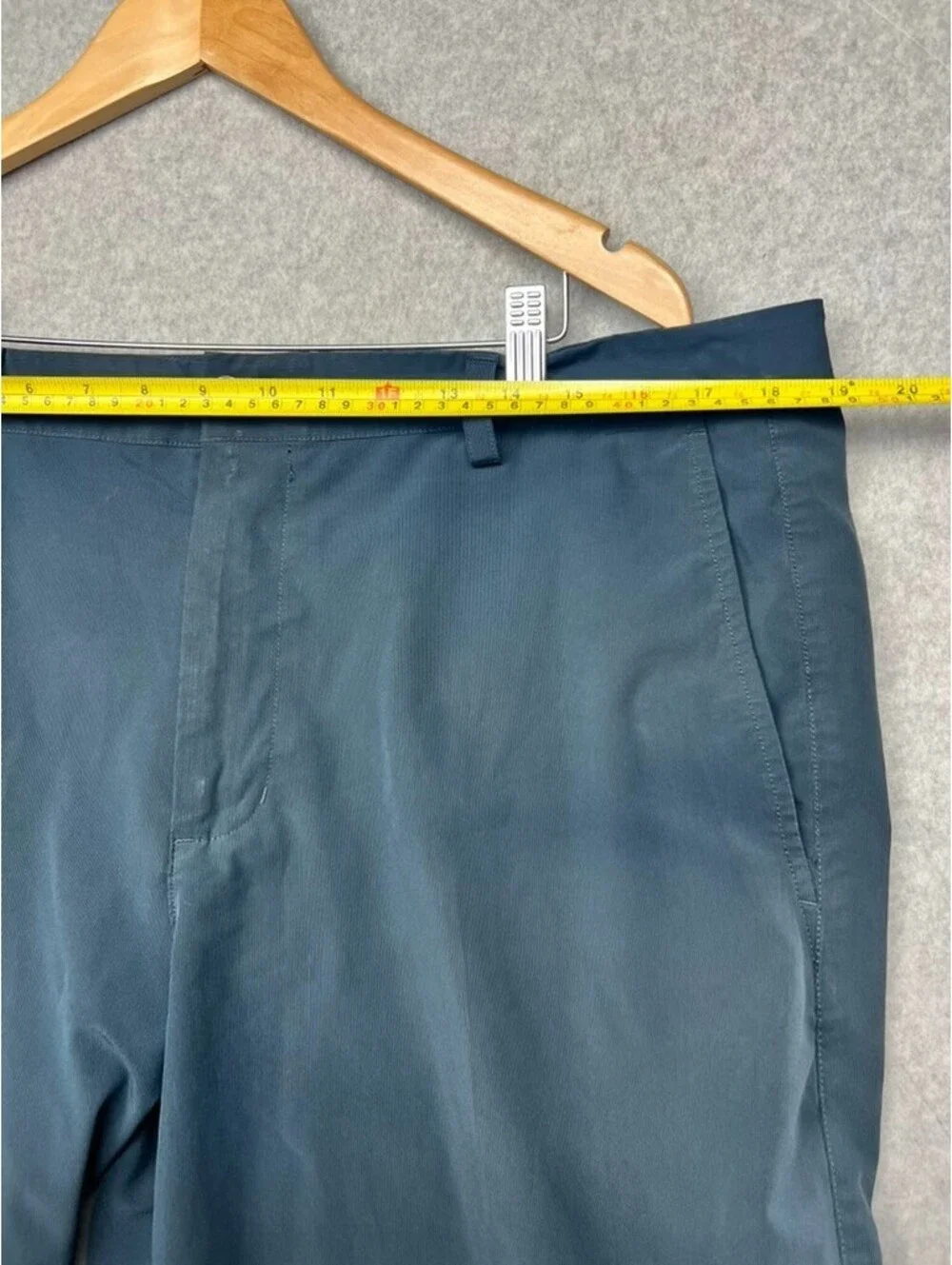 Vineyard Vines Fairway Performance Shorts Mens 36 Navy Blue Stretch Golf Preppy